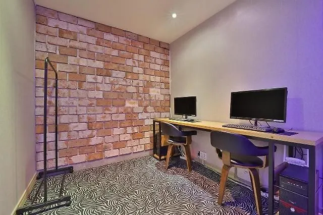 Motel Songdo Pinehill